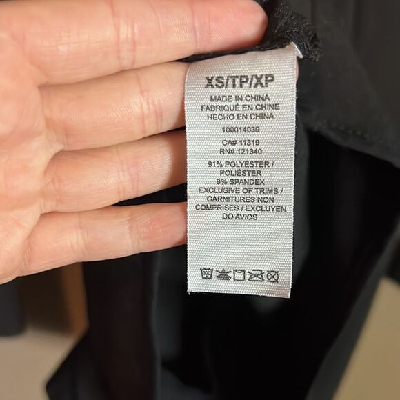 3 for $30! Garage black romper with flare sleeves - Picture 5 of 10